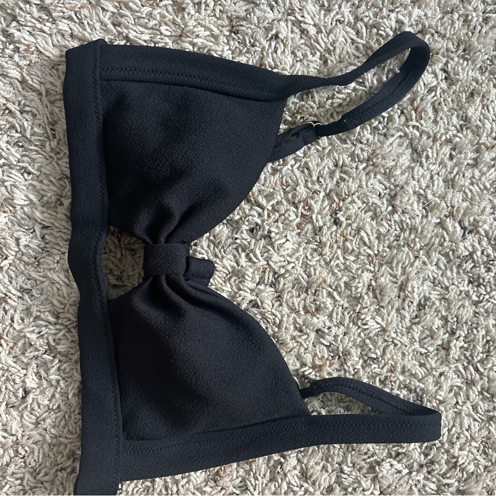 Shade & Shore Black Bikini Top